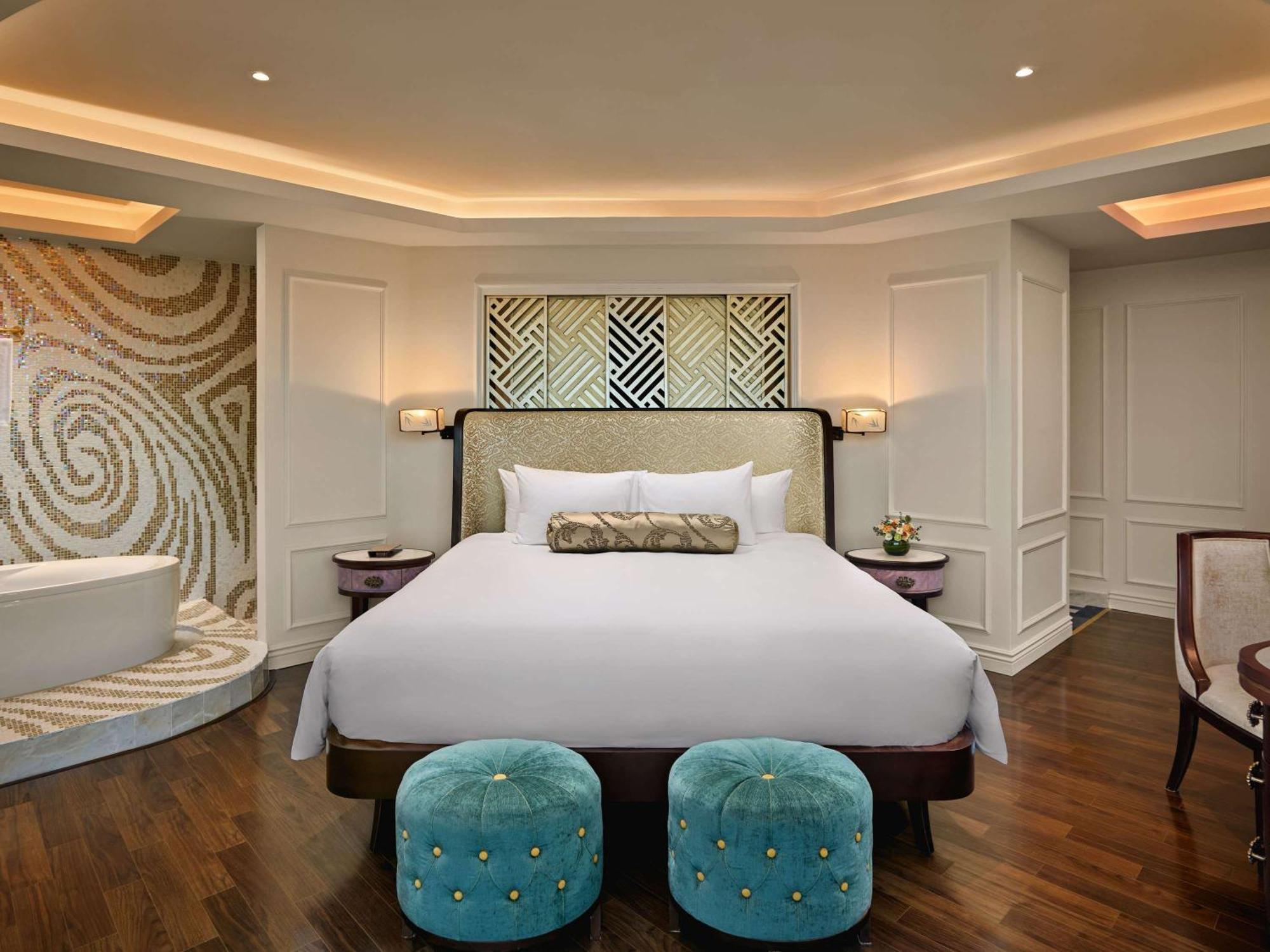Hotel Royal Hoi An - Mgallery Bagian luar foto