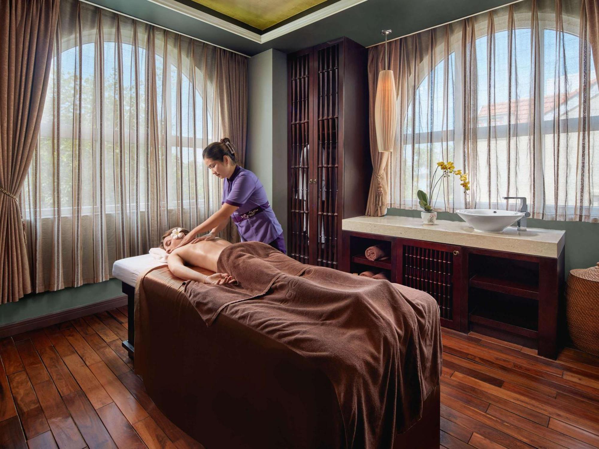 Hotel Royal Hoi An - Mgallery Bagian luar foto